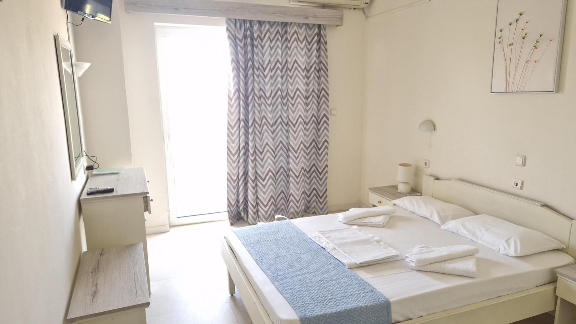 Regina Hotel Kissamos Room photo