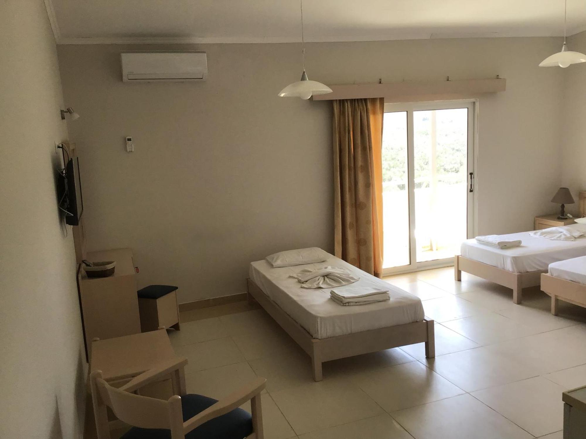 Regina Hotel Kissamos Room photo