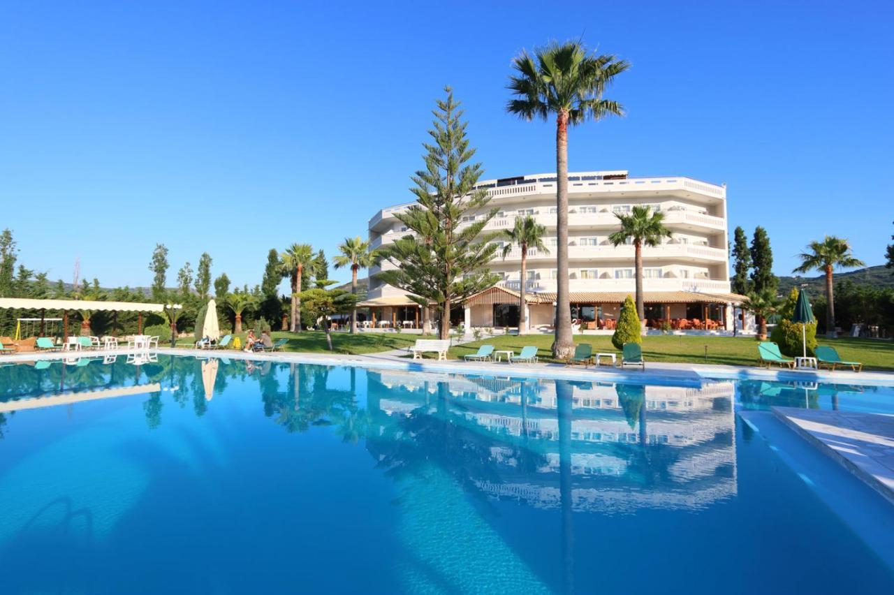 Regina Hotel Kissamos Exterior photo